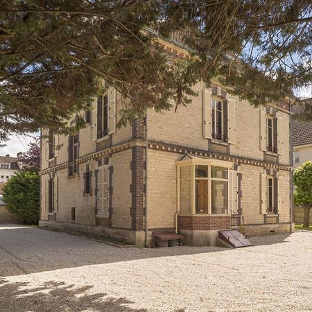 Bonappart 1 - Charme Napoleonien & Confort Troyes Exteriér fotografie